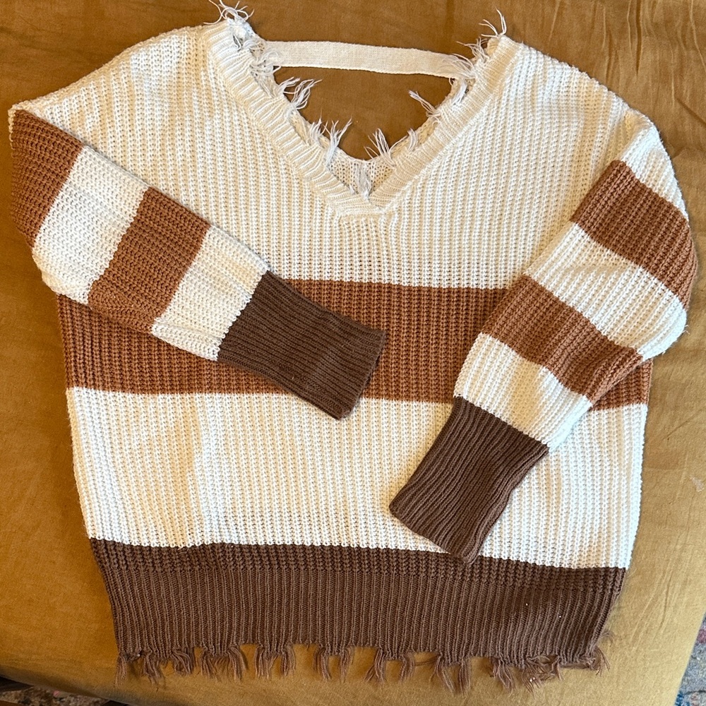 SALE THIS WEEKEND! 🍾 
moon & madison V-Neck Striped Sweater - Cream and Brown